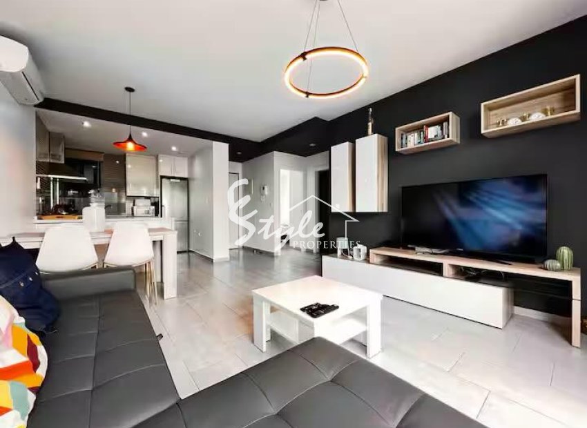 Resale - Apartment - Punta Prima