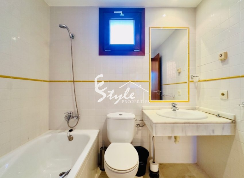 Resale - Apartment - Punta Prima