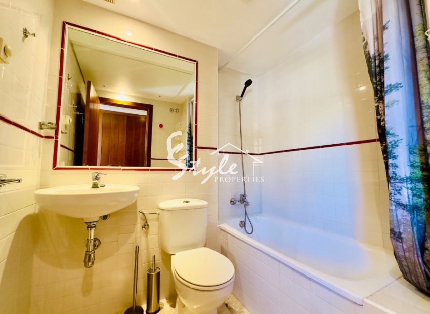 Resale - Apartment - Punta Prima