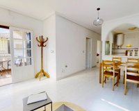 Resale - Apartment - Punta Prima
