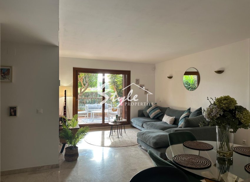 Resale - Apartment - Punta Prima