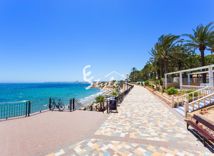 Resale - Apartment - Punta Prima