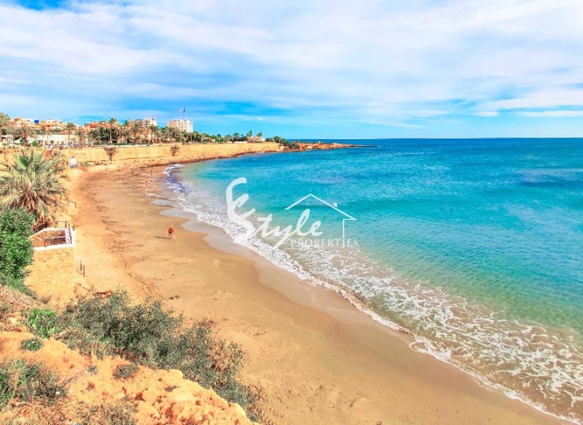 Resale - Apartment - Punta Prima