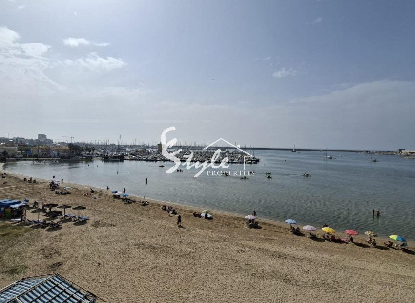 Resale - Apartment - Torrevieja - Acequion