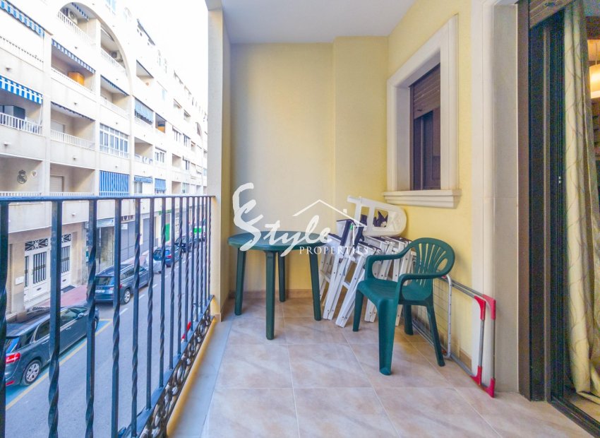 Resale - Apartment - Torrevieja - Acequion