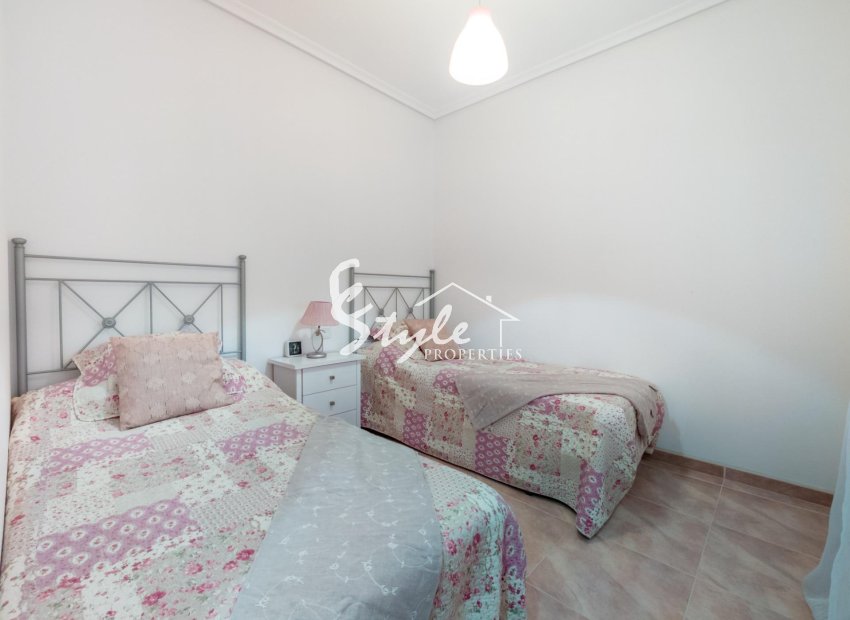 Resale - Apartment - Torrevieja - Acequion