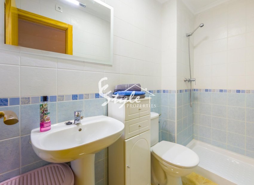 Resale - Apartment - Torrevieja - Acequion