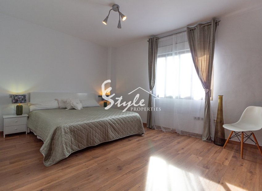 Resale - Apartment - Torrevieja - Beach