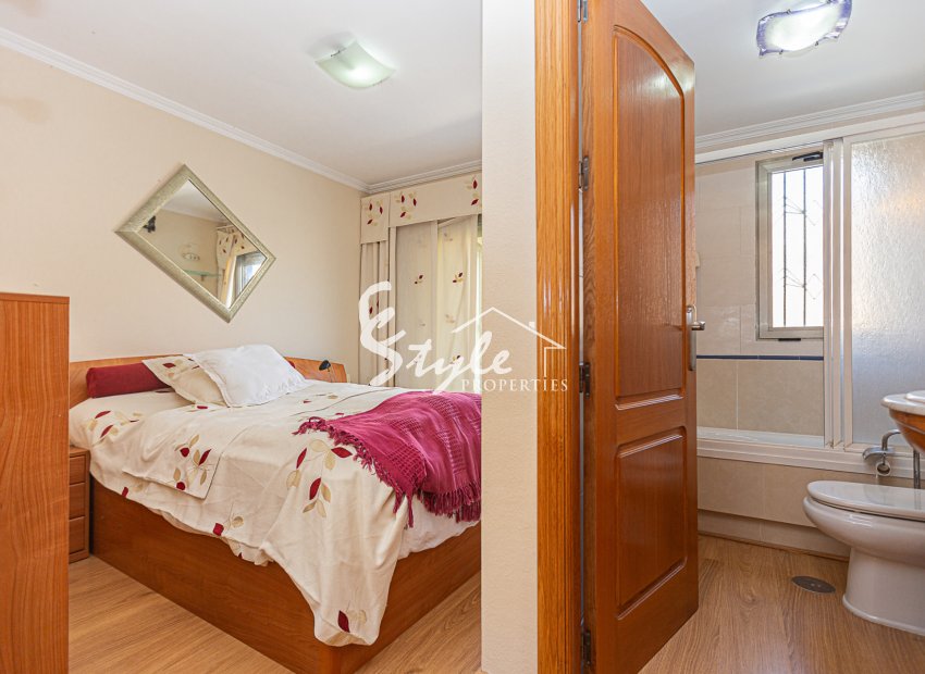 Resale - Apartment - Torrevieja - Beach