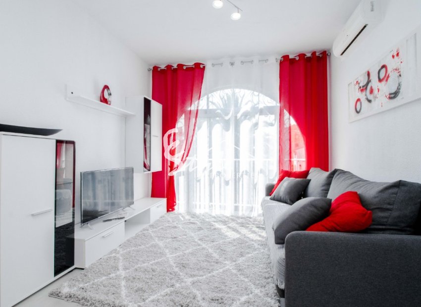 Resale - Apartment - Torrevieja - Calas Blancas