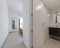 Resale - Apartment - Torrevieja - calle Puerto Romano