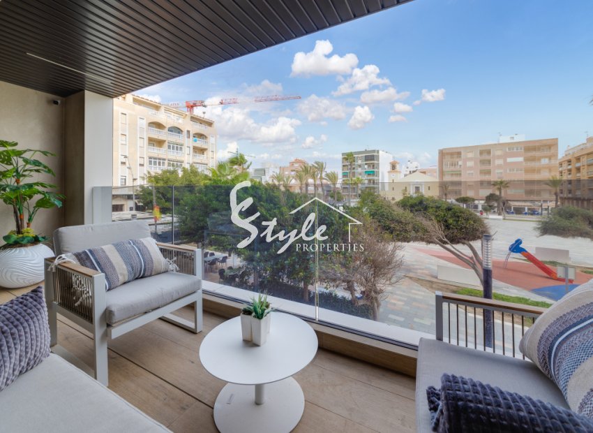 Resale - Apartment - Torrevieja - calle San Juan -la Mata