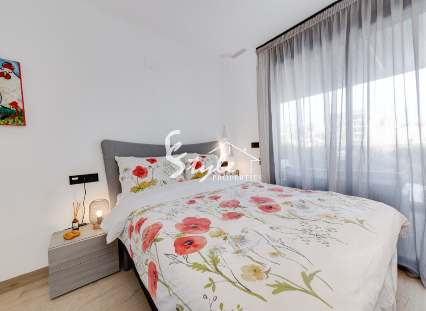 Resale - Apartment - Torrevieja - calle San Juan -la Mata