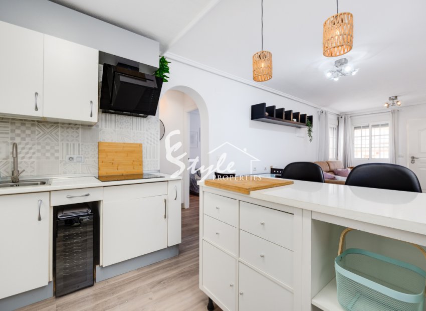 Resale - Apartment - Torrevieja - calle VICTOR GARCIA VILLALGORDO