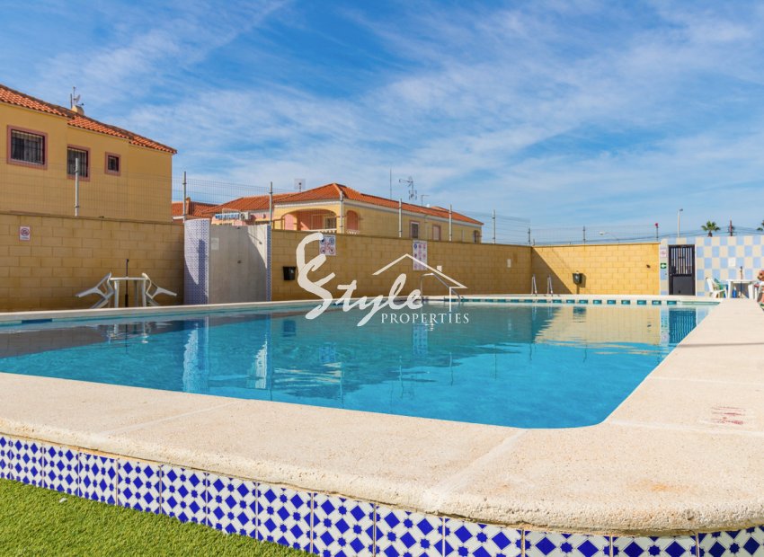 Resale - Apartment - Torrevieja - El Chaparral
