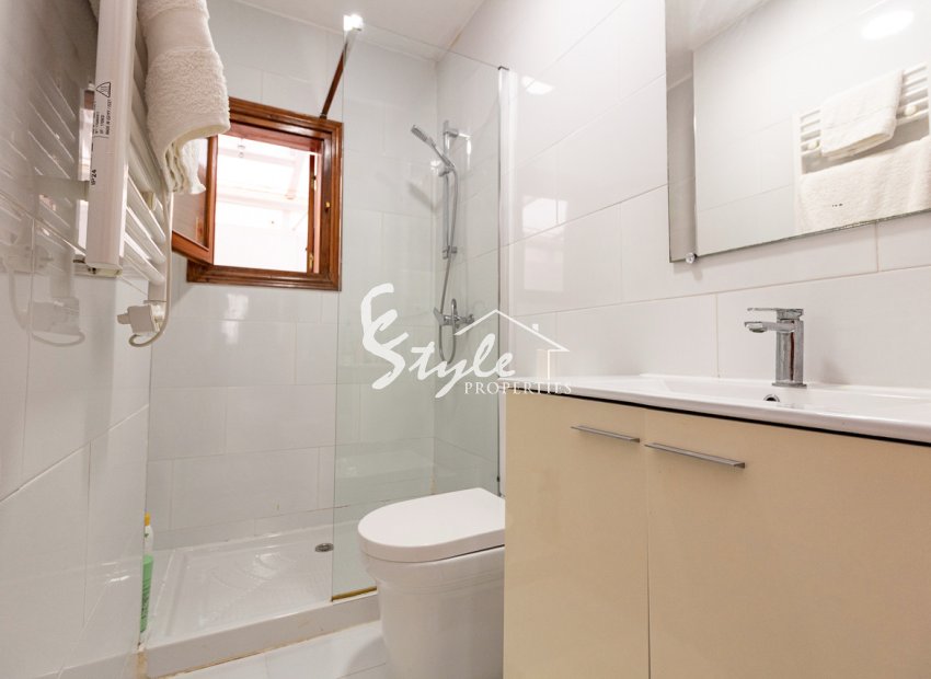 Resale - Apartment - Torrevieja - El Chaparral