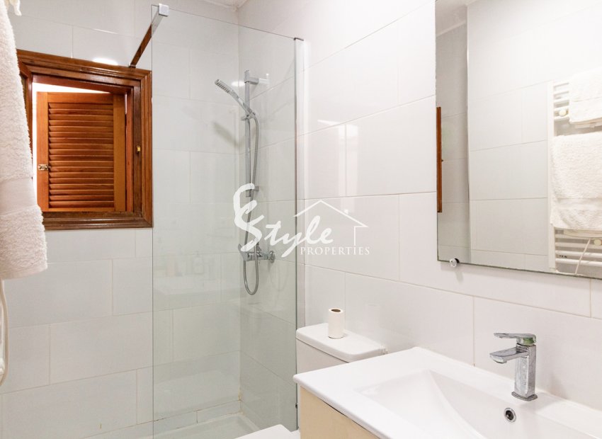 Resale - Apartment - Torrevieja - El Chaparral