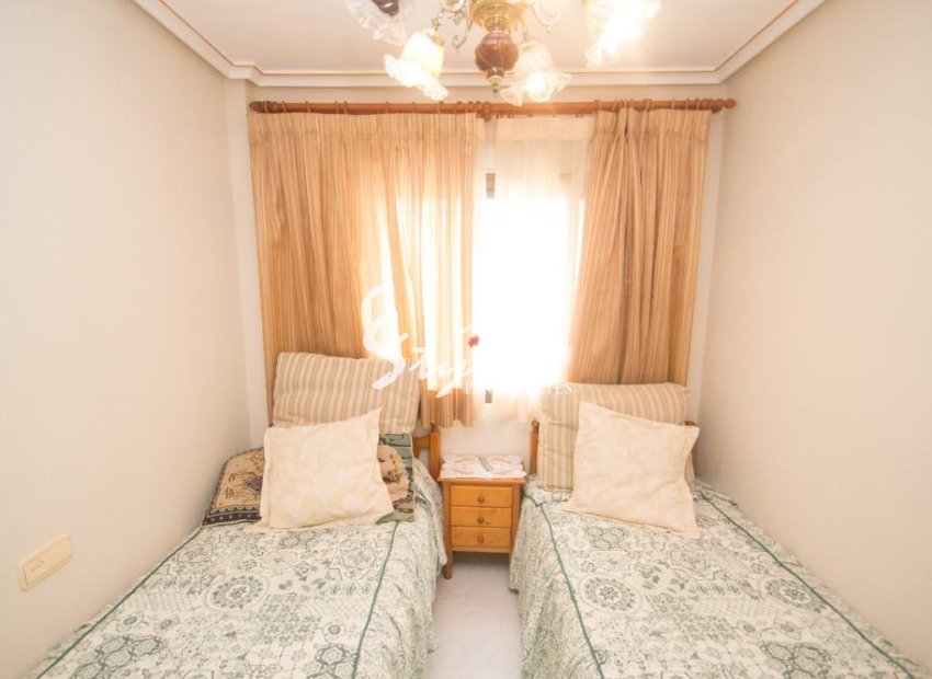 Resale - Apartment - Torrevieja - La Veleta