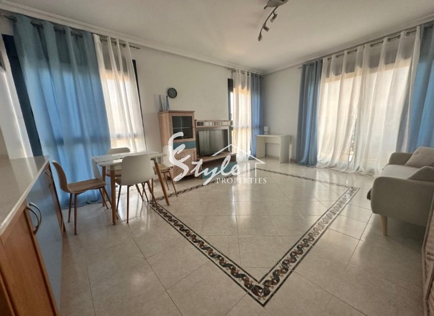 Resale - Apartment - Torrevieja - La Veleta