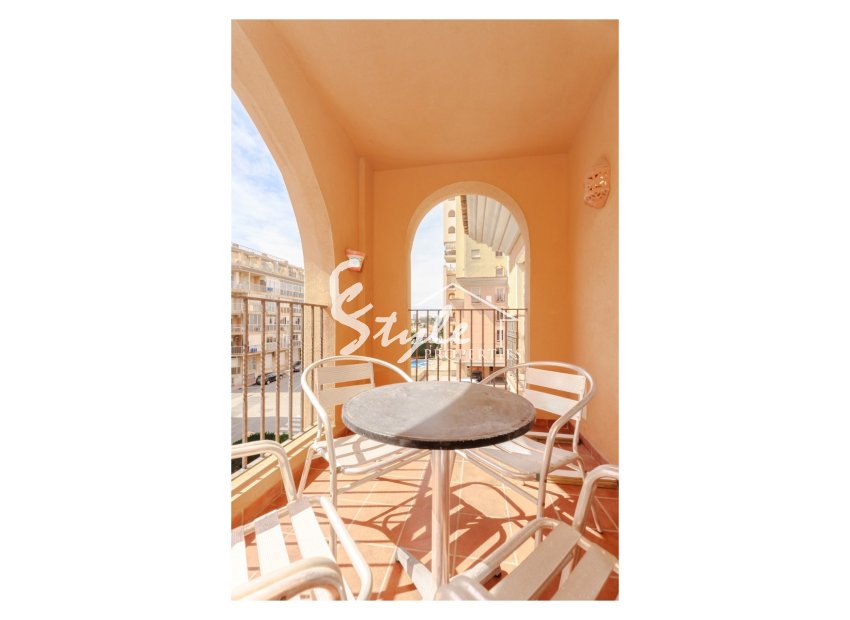 Resale - Apartment - Torrevieja - Playa de los Locos