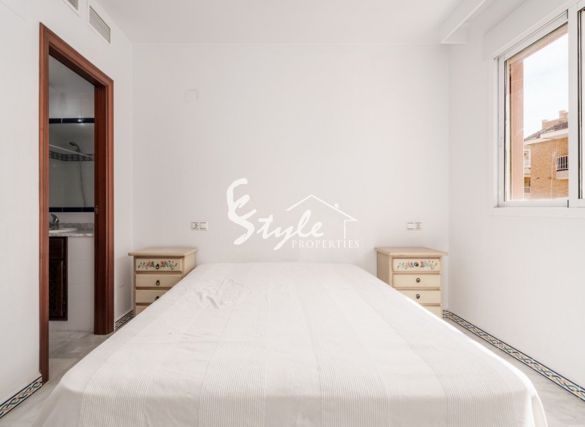 Resale - Apartment - Torrevieja - Playa de los Locos