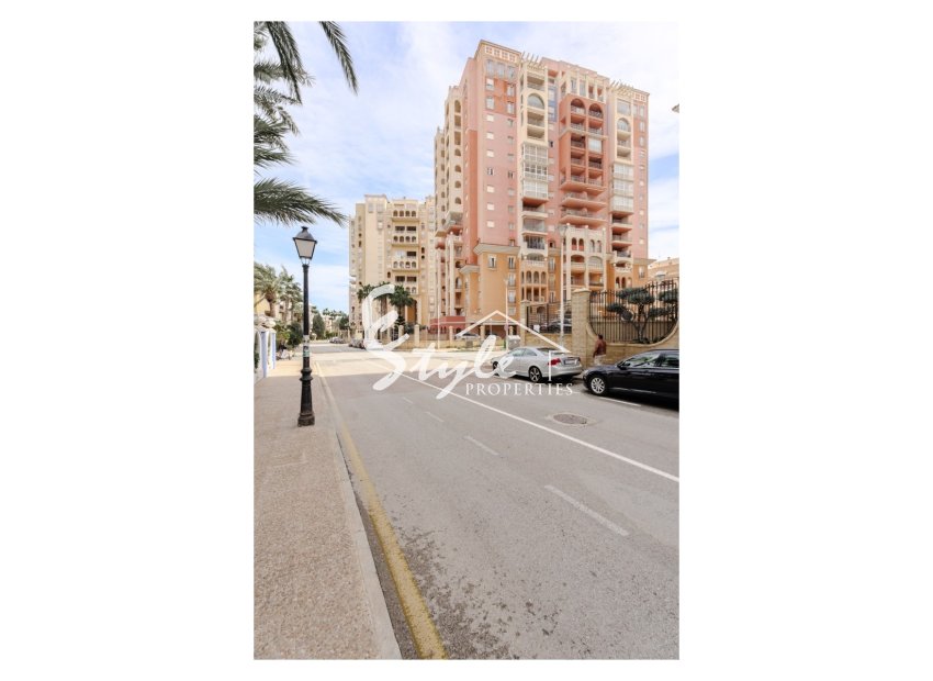 Resale - Apartment - Torrevieja - Playa de los Locos