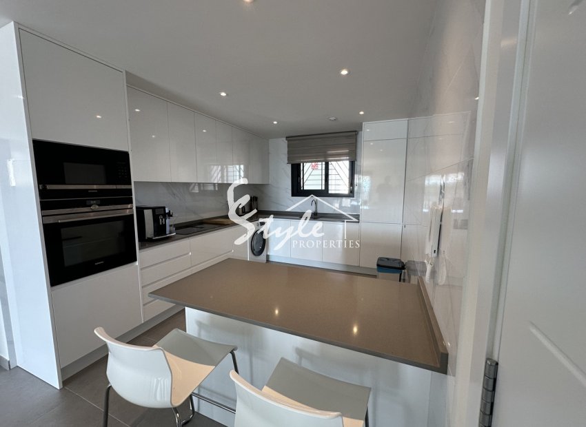 Resale - Apartment - Villamartin, Orihuela Costa - Villamartin