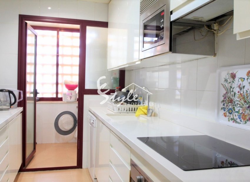 Resale - Apartment - Villamartin