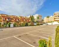 Resale - Apartment - Villamartin