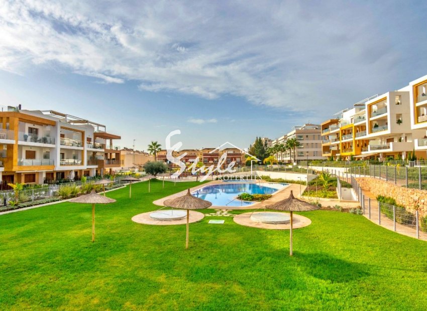 Resale - Apartment - Villamartin
