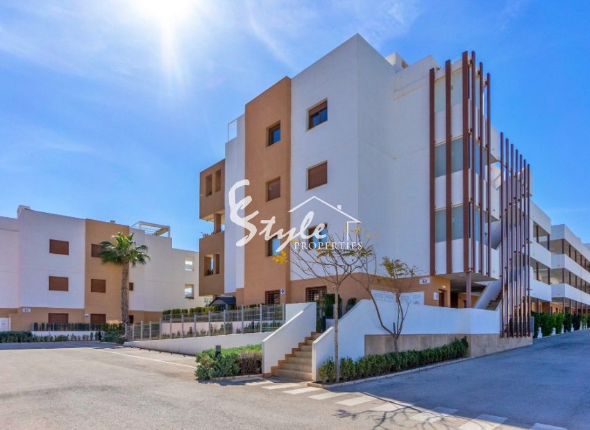 Resale - Apartment - Villamartin