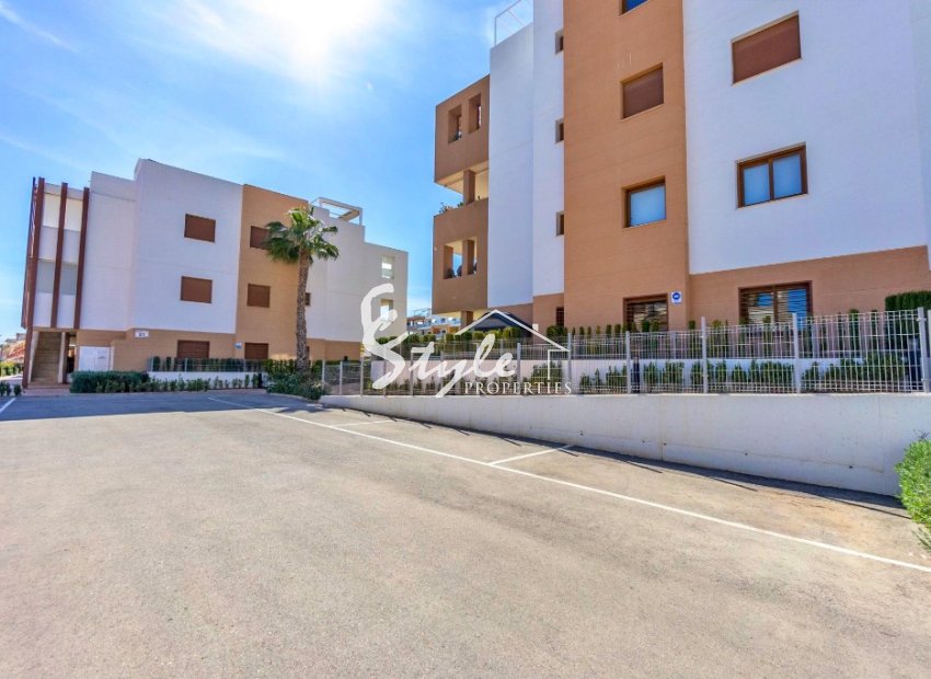 Resale - Apartment - Villamartin