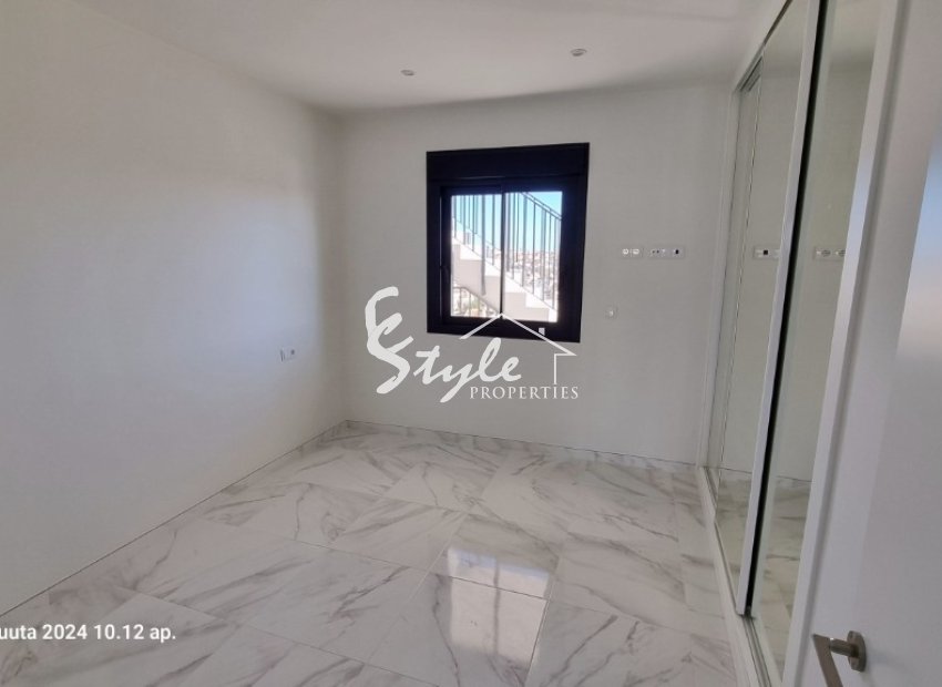Resale - Apartment - Villamartin