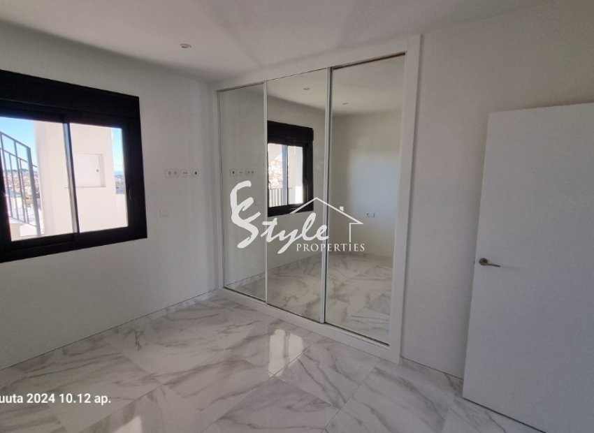 Resale - Apartment - Villamartin