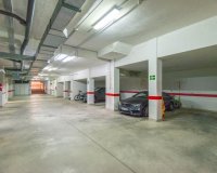 Resale - Apartment - Villamartin