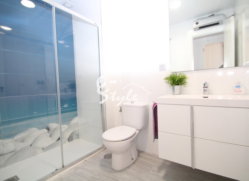 Resale - Apartment - Villamartin