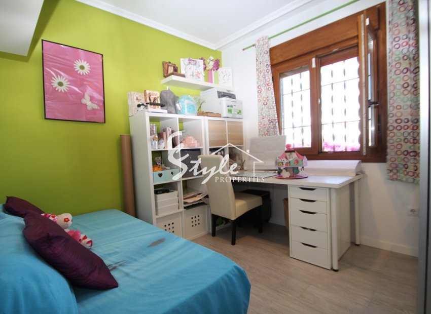 Resale - Apartment - Villamartin