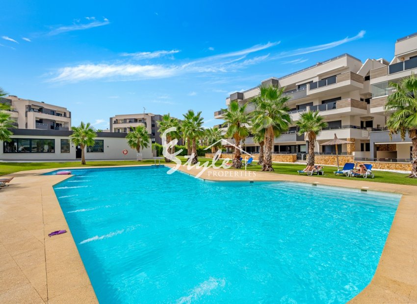 Resale - Apartments - Orihuela Costa  - Los Altos