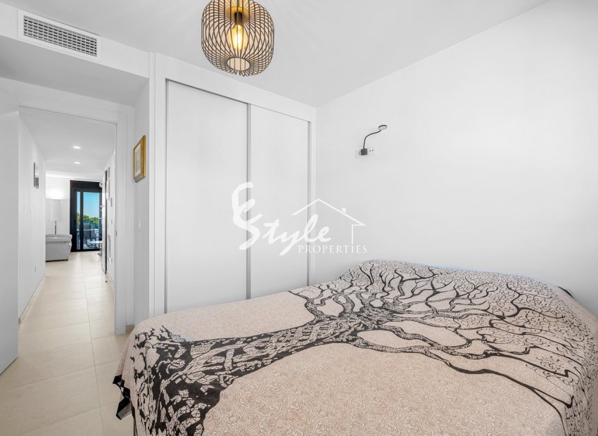 Resale - Apartments - Orihuela Costa  - Punta Prima