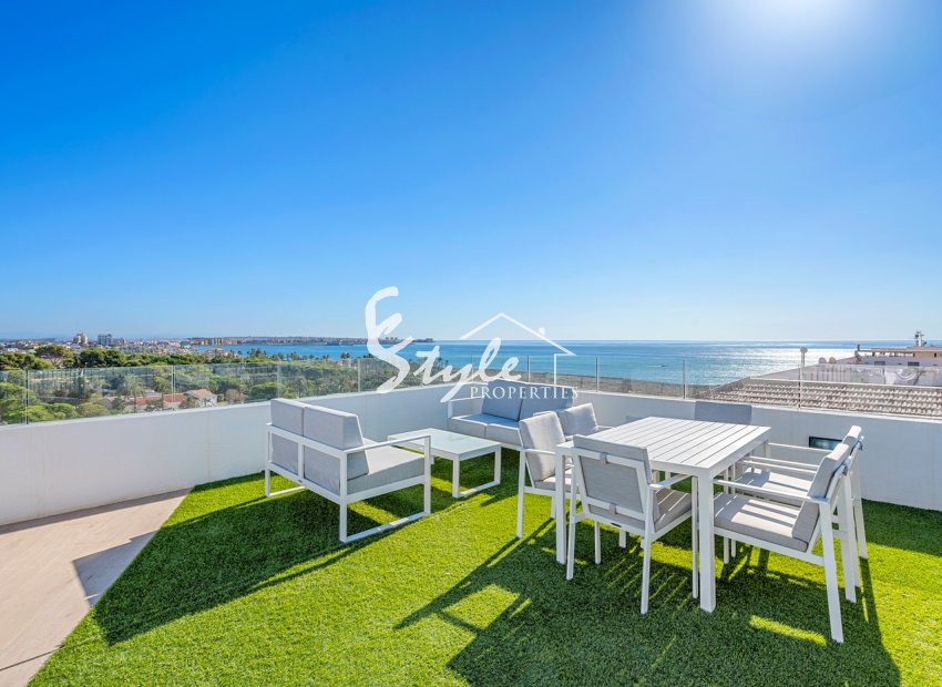 Resale - Apartments - Orihuela Costa  - Punta Prima