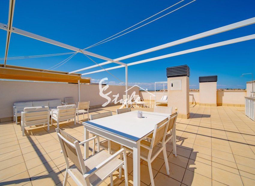 Resale - Ático - Orihuela Costa  - Villamartin