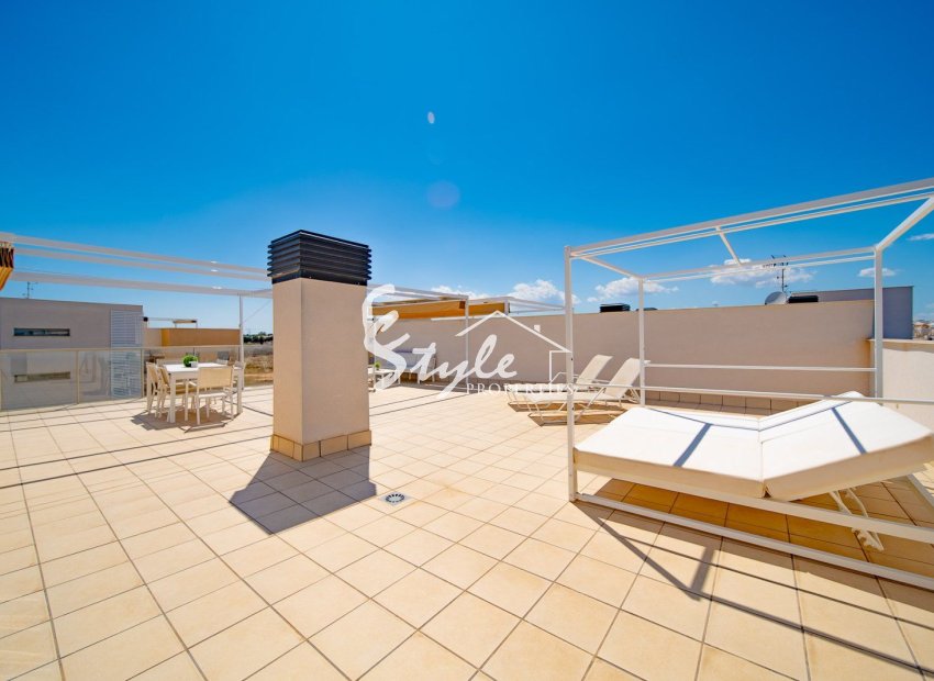 Resale - Ático - Orihuela Costa  - Villamartin