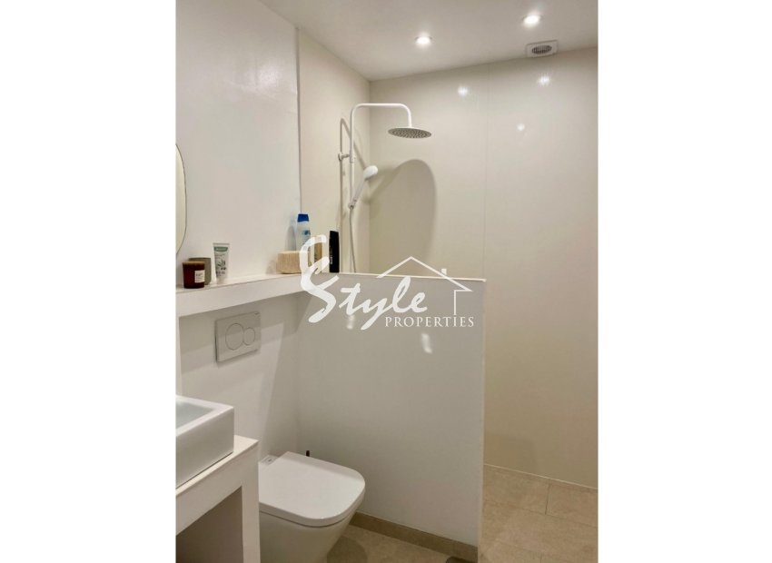 Resale - Bungalow - Orihuela Costa  - Cabo Roig