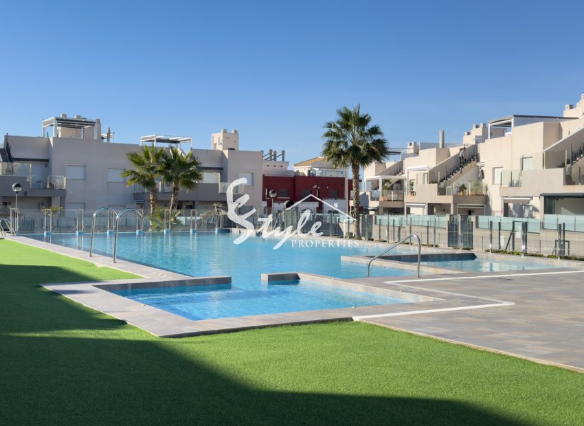 Resale - Bungalow - Torrevieja - Aguas Nuevas