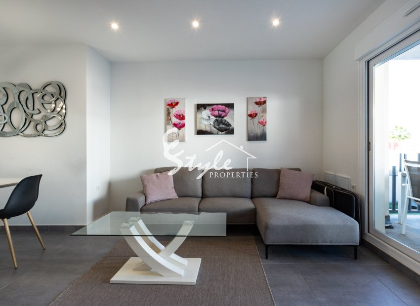 Resale - Bungalow - Torrevieja - Aguas Nuevas