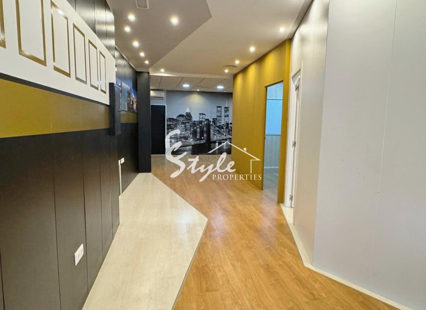 Resale - Commercial premises / Commercial unit / Retail space - Guardamar del Segura - Guardamar del Seguras*