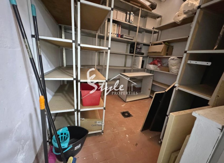 Resale - Commercial premises / Commercial unit / Retail space - Guardamar del Segura - Guardamar del Seguras*