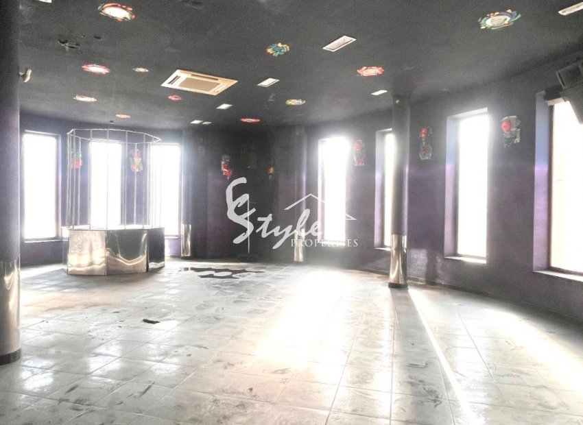 Resale - Commercial - Torrevieja - Playa del Cura