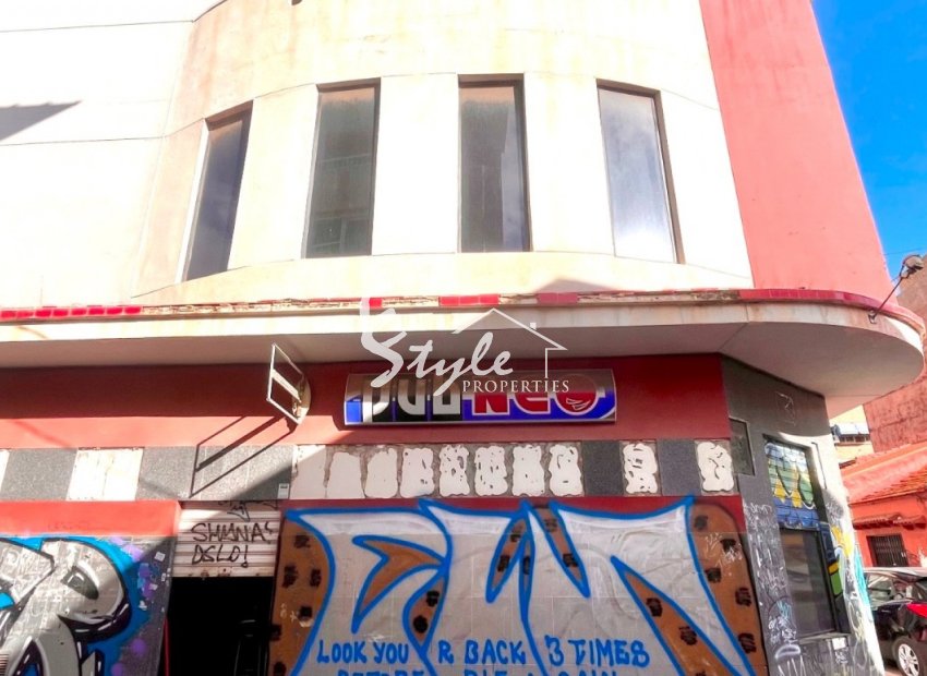 Resale - Commercial - Torrevieja - Playa del Cura