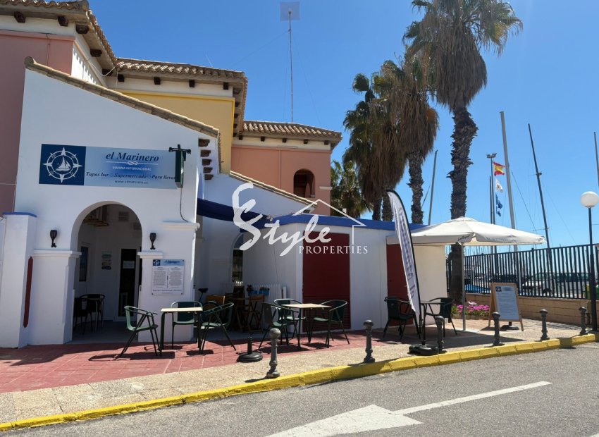 Resale - Commercial - Torrevieja - Puerto